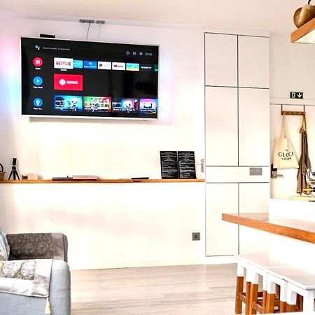 Cristalia,Roof Terrace In City Center, Garage, Netflix 75Inch Tv Фуншал Екстер'єр фото